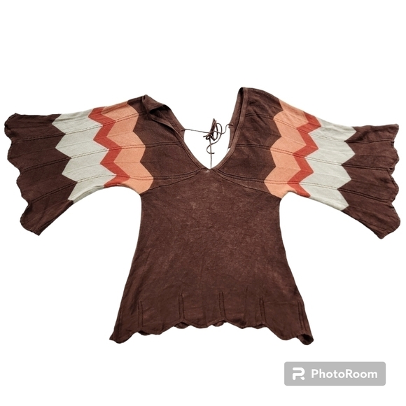 Y2K Studio Y Brown Chevron Deep V Knit Top - Picture 3 of 6